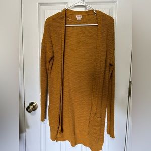 Gold/mustard cardigan